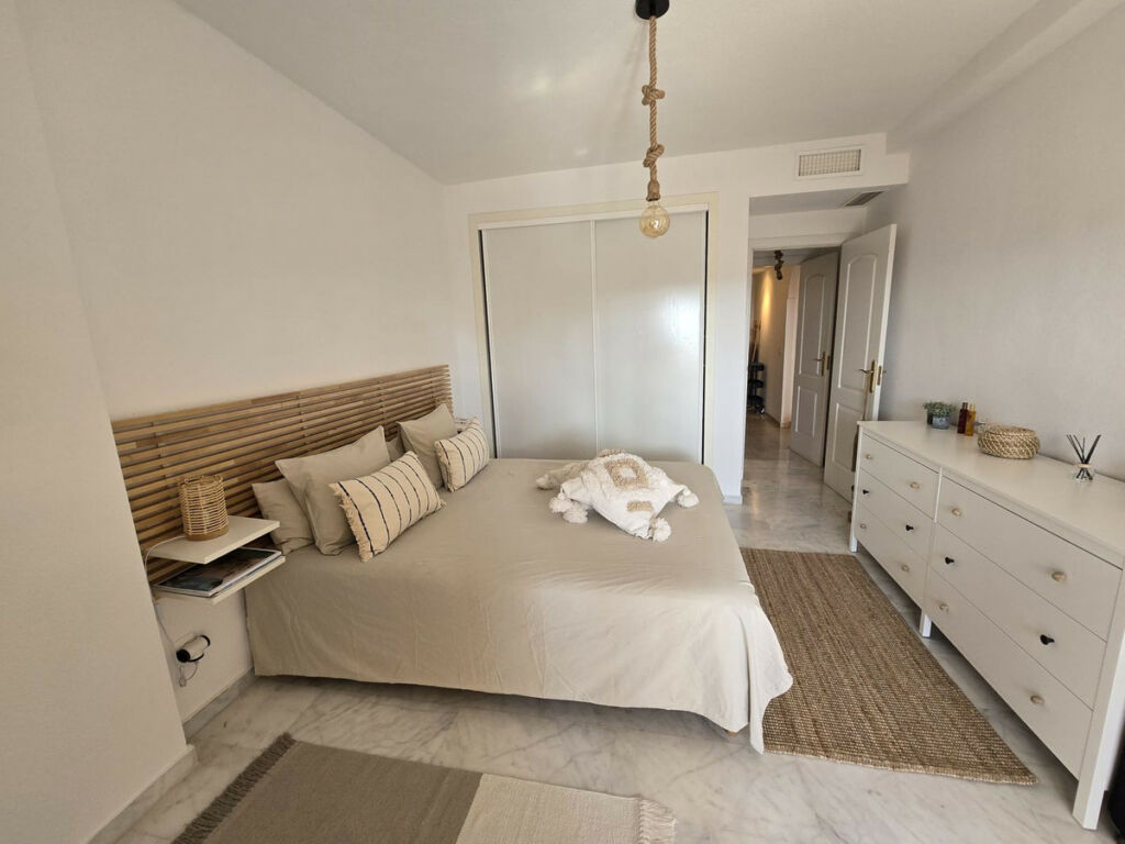 Middle Floor Apartment Reserva de Marbella Málaga - image 19