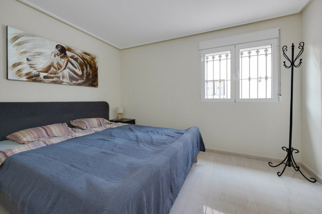 Townhouse Los Dolses Alicante - image 21