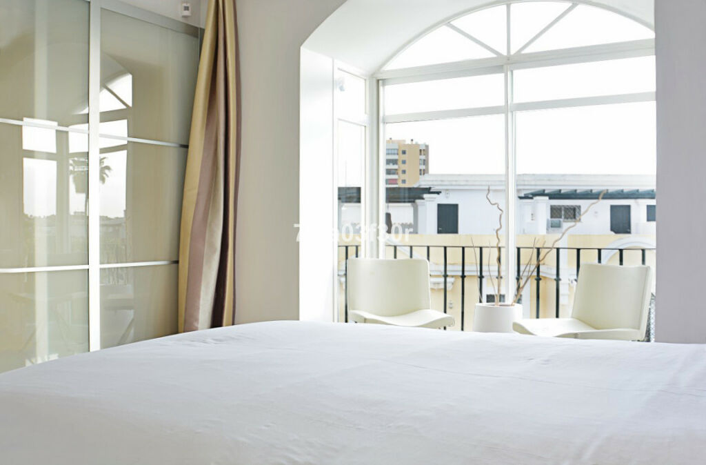 Penthouse Aloha Málaga - image 21