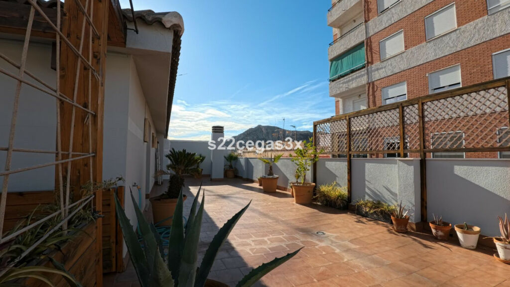 Penthouse Elda Alicante - image 21
