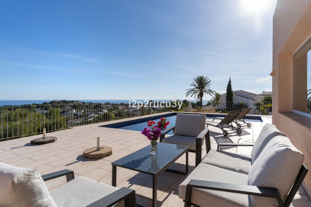 Detached Villa Moraira Alicante - image 21