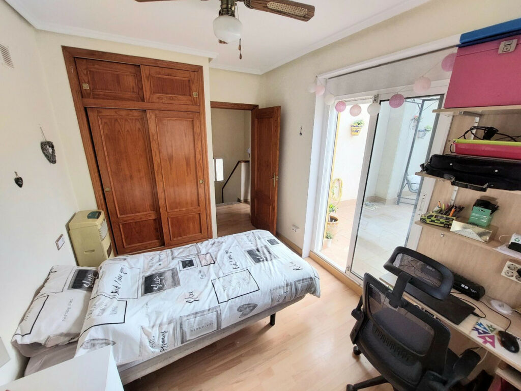 Detached Villa San Miguel de Salinas Alicante - image 21