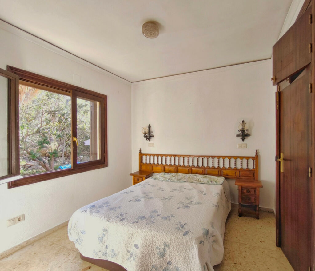 Detached Villa Denia Alicante - image 22