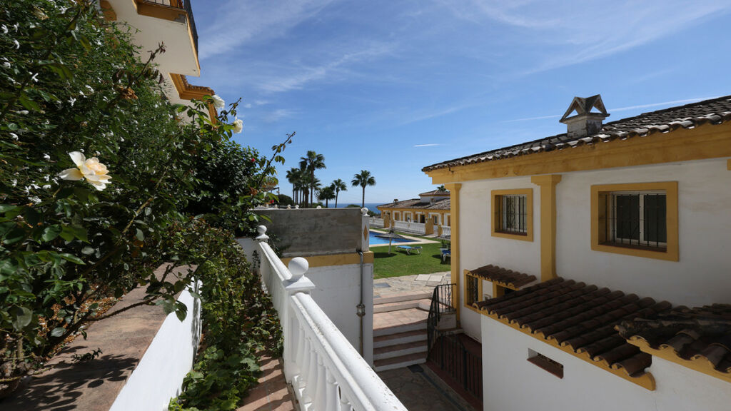 Townhouse Manilva Málaga - image 23