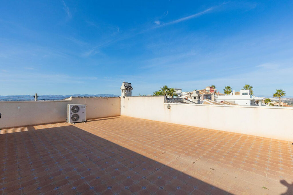 Detached Villa Rojales Alicante - image 22