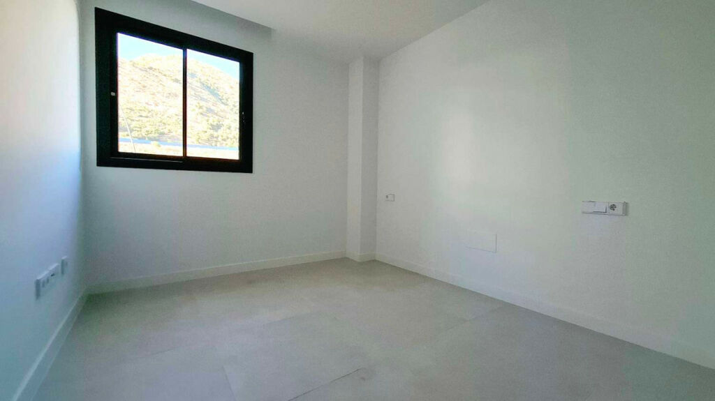 Middle Floor Apartment Fuengirola Málaga - image 22