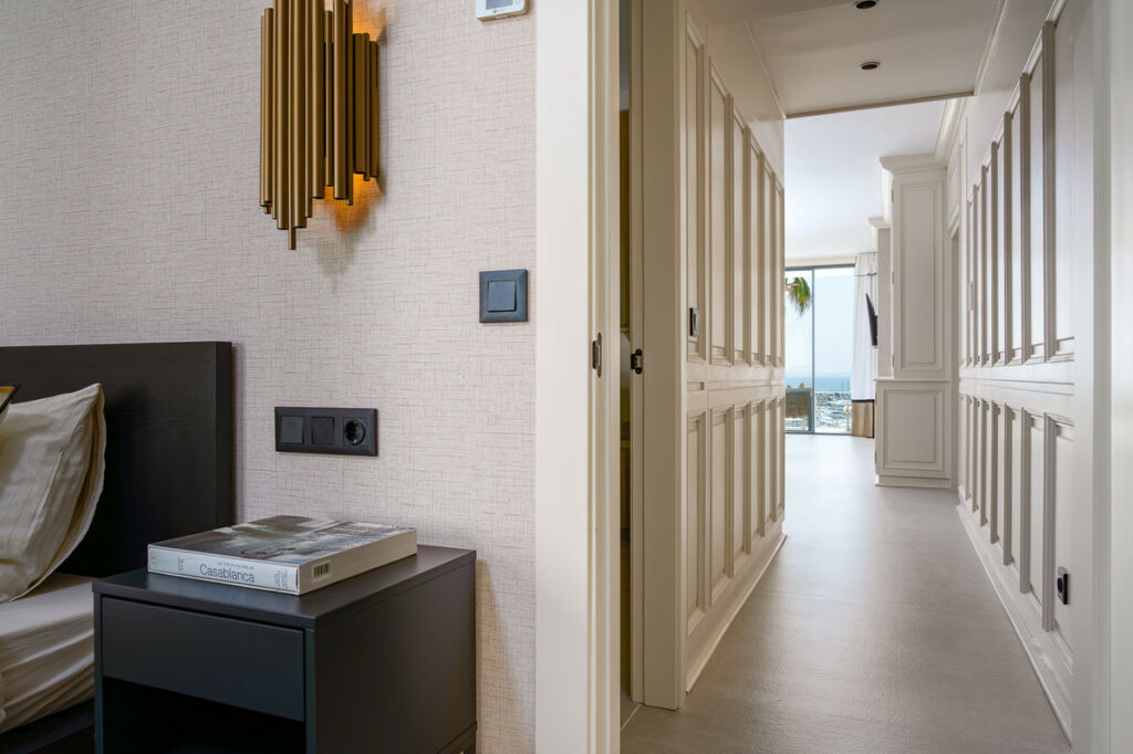 Middle Floor Apartment Puerto Banús Málaga - image 22