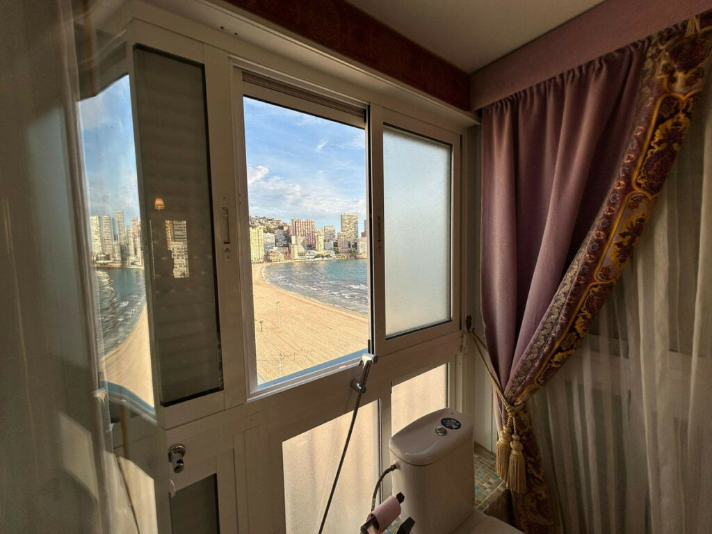Middle Floor Apartment Benidorm Alicante - image 22