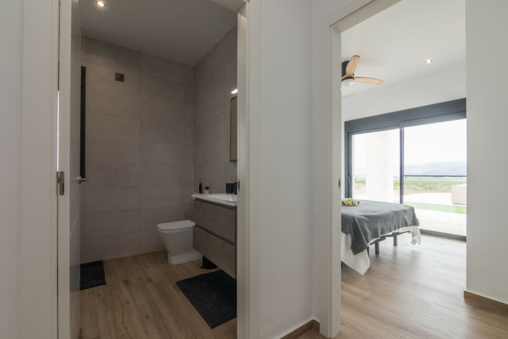 Detached Villa Aspe Alicante - image 22