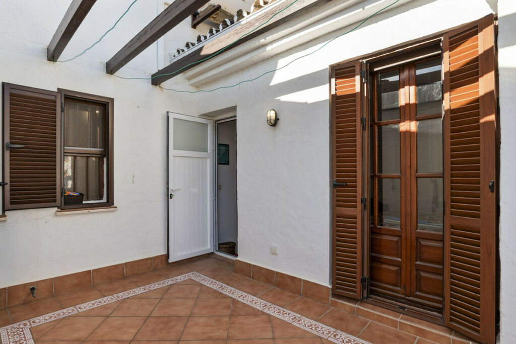 Townhouse Estepona Málaga - image 23