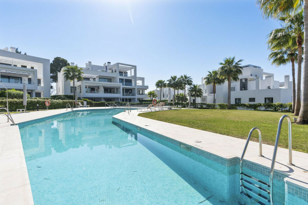 Ground Floor Apartment Atalaya Málaga - image 23