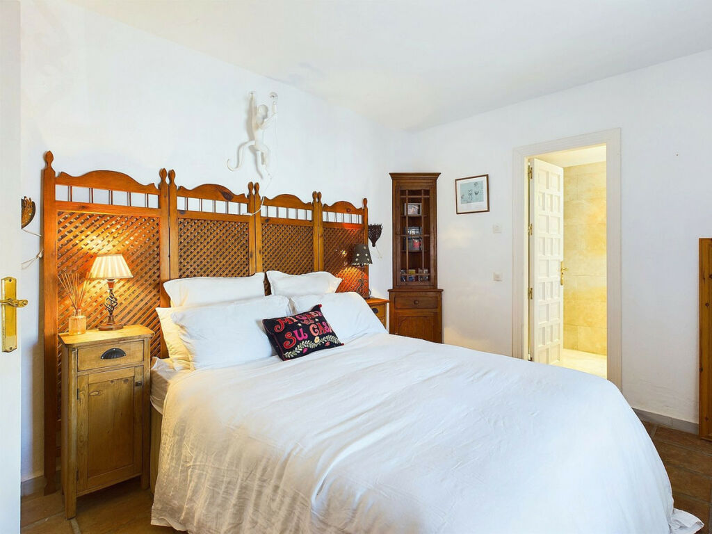 Detached Villa La Heredia Málaga - image 25