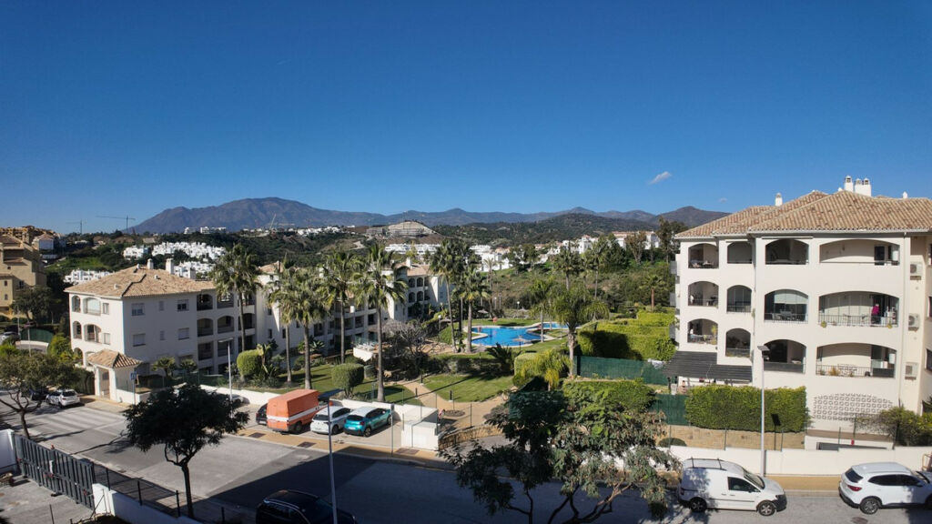 Penthouse Estepona Málaga - image 23
