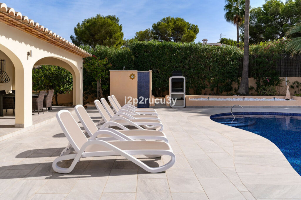 Detached Villa Moraira Alicante - image 23