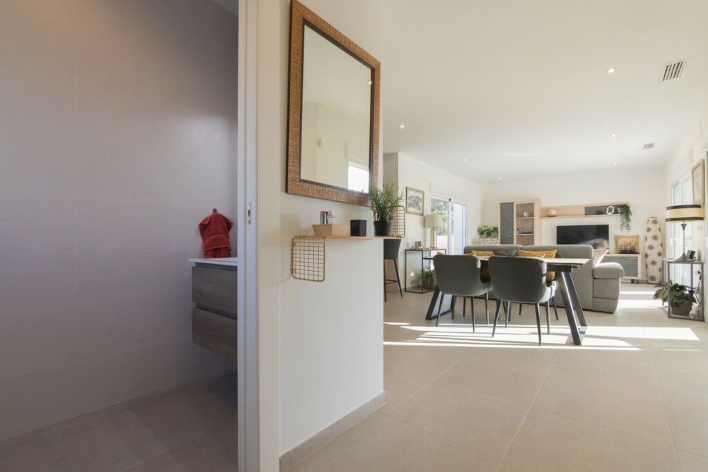 Detached Villa Aspe Alicante - image 23