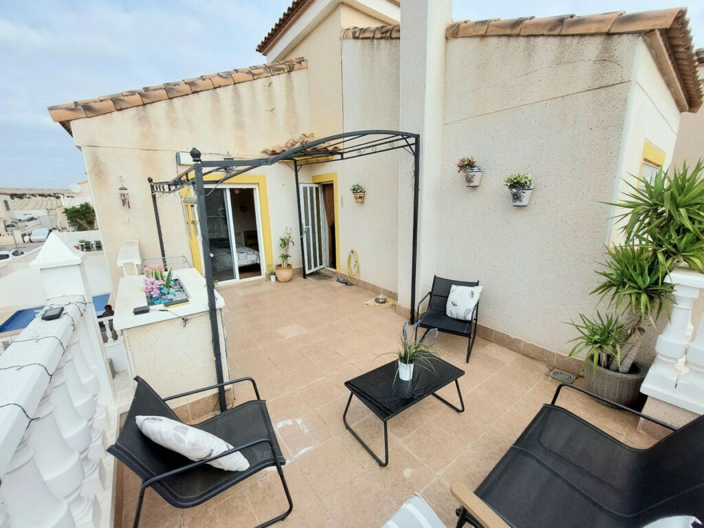 Detached Villa San Miguel de Salinas Alicante - image 23