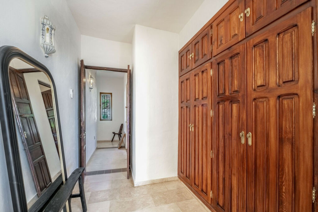 Detached Villa Valtocado Málaga - image 23