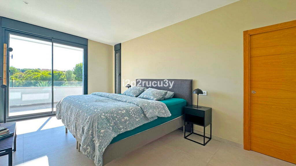 Detached Villa Moraira Alicante - image 23