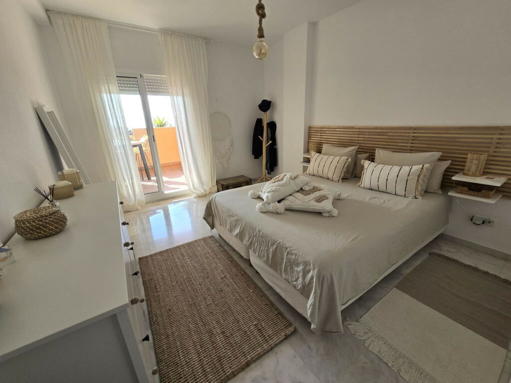 Middle Floor Apartment Reserva de Marbella Málaga - image 21