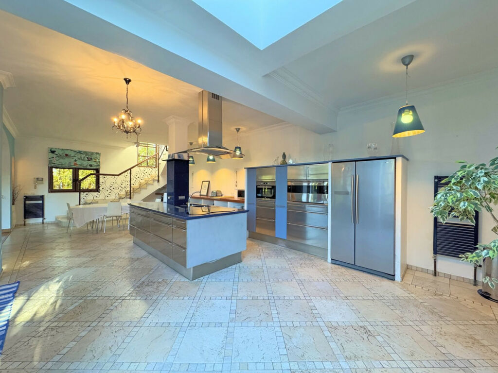 Detached Villa Sotogrande Alto Cádiz - image 33