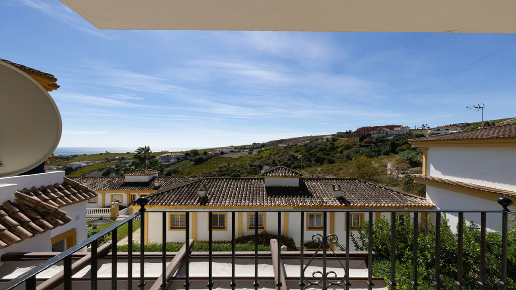Townhouse Manilva Málaga - image 25