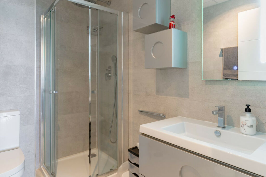 Ground Floor Apartment Estepona Málaga - image 24