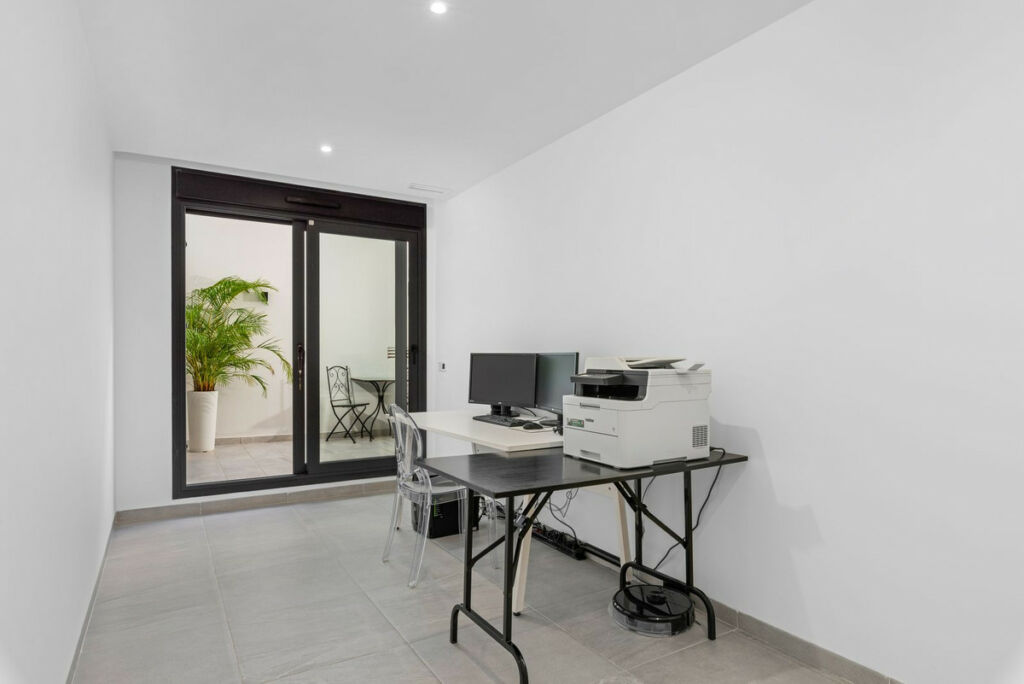 Detached Villa San Miguel de Salinas Alicante - image 23
