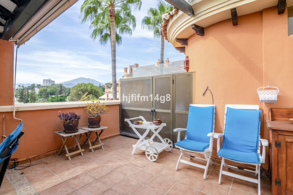 Penthouse Duplex Nueva Andalucía Málaga - image 24