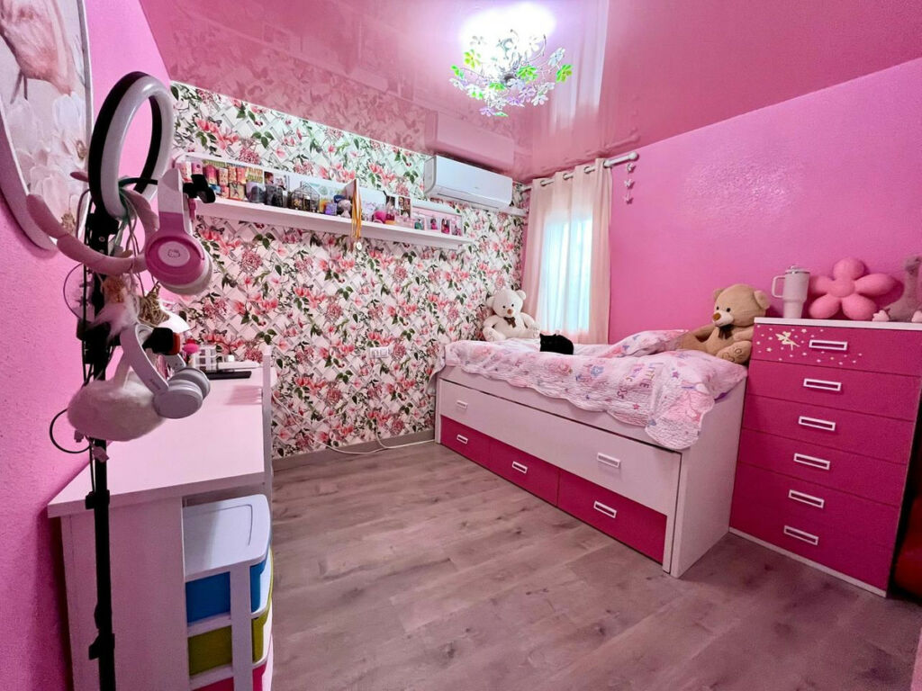 Middle Floor Apartment Torrevieja Alicante - image 24
