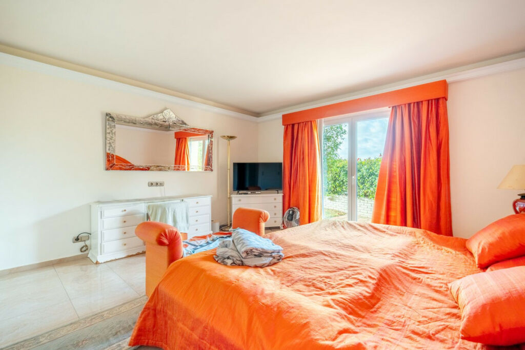 Detached Villa Benalmadena Málaga - image 24