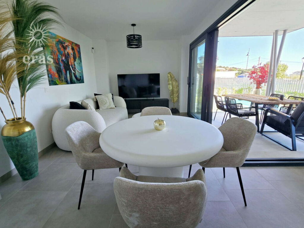 Middle Floor Apartment Fuengirola Málaga - image 24