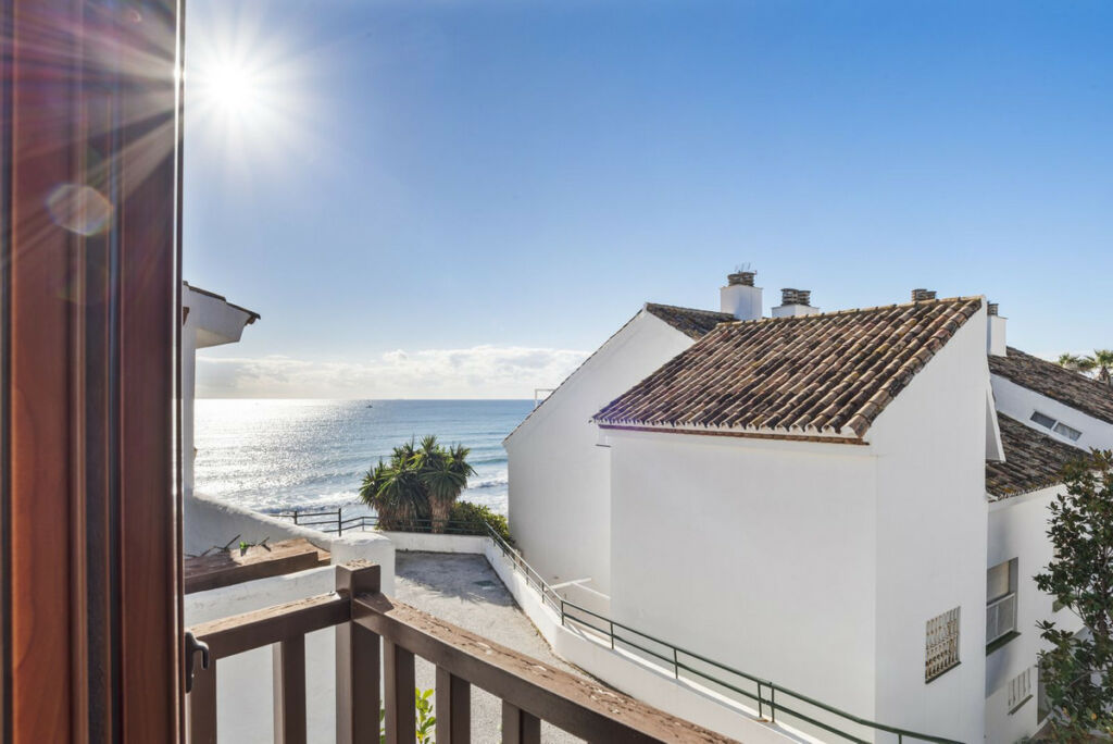 Townhouse Estepona Málaga - image 24