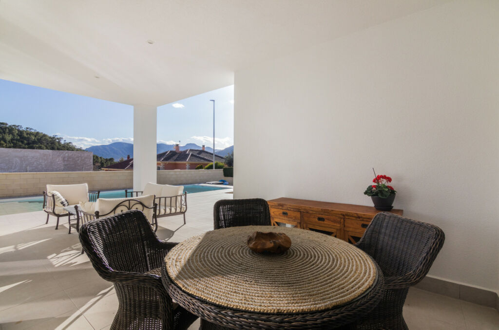Detached Villa Aspe Alicante - image 24