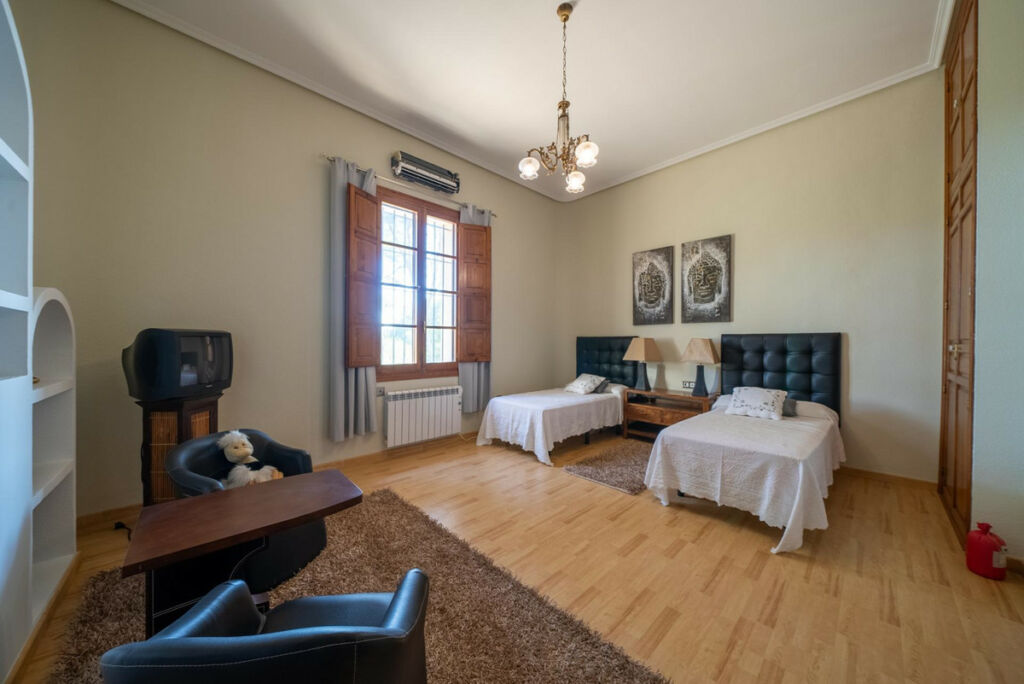 Bungalow Mutxamel Alicante - image 25
