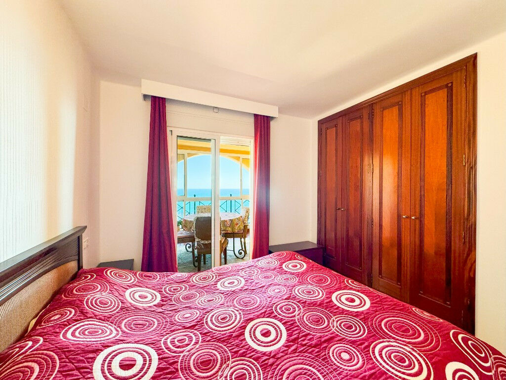 Middle Floor Apartment Torrevieja Alicante - image 25