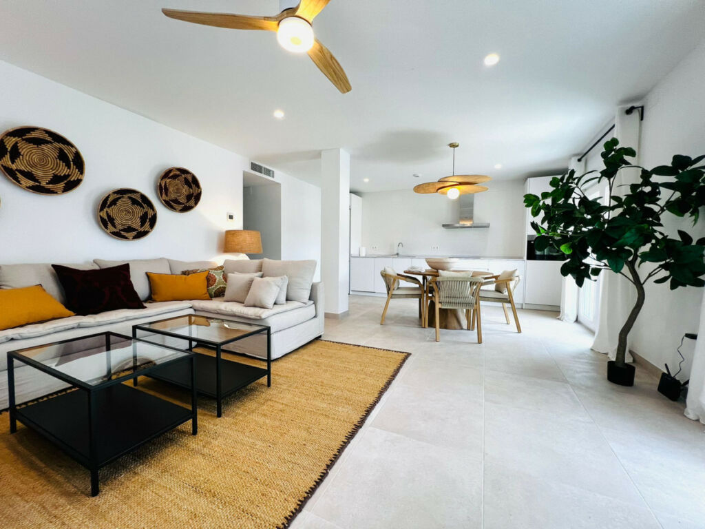Detached Villa Viñuela Málaga - image 25