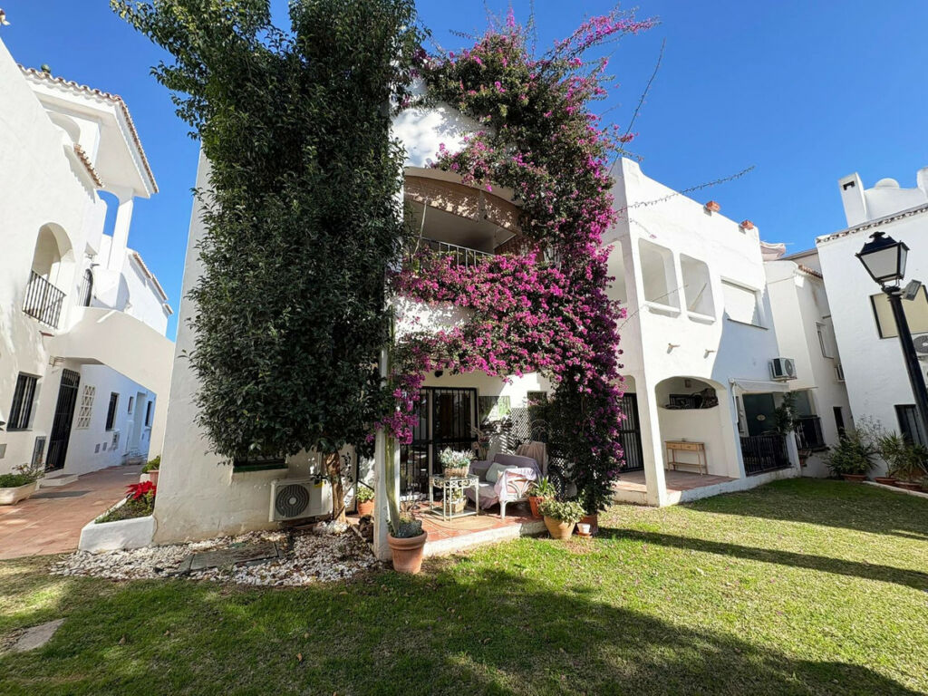 Semi-Detached House Bel Air Málaga - image 25