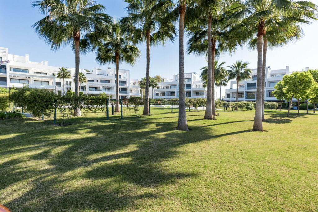 Ground Floor Apartment Atalaya Málaga - image 25