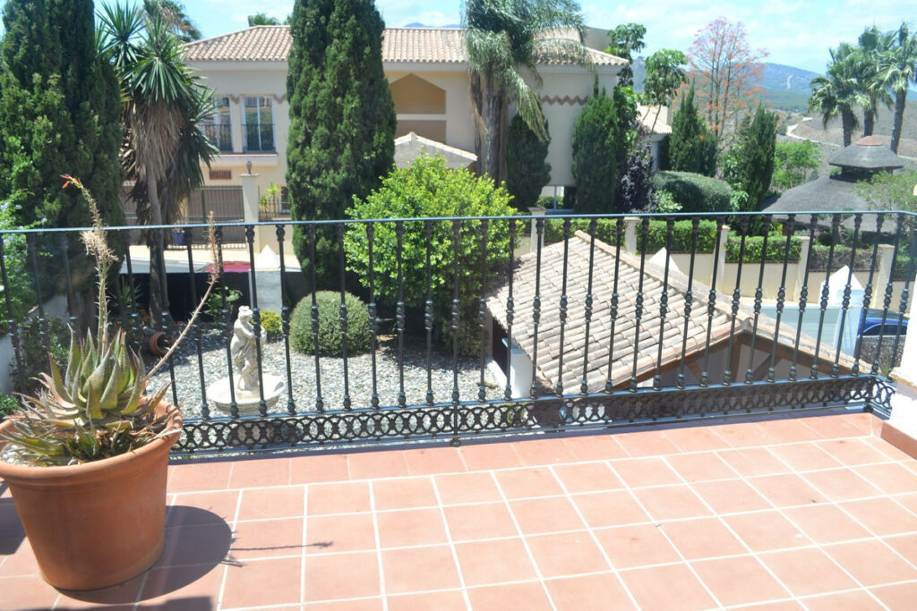 Semi-Detached House Alhaurin Golf Málaga - image 26