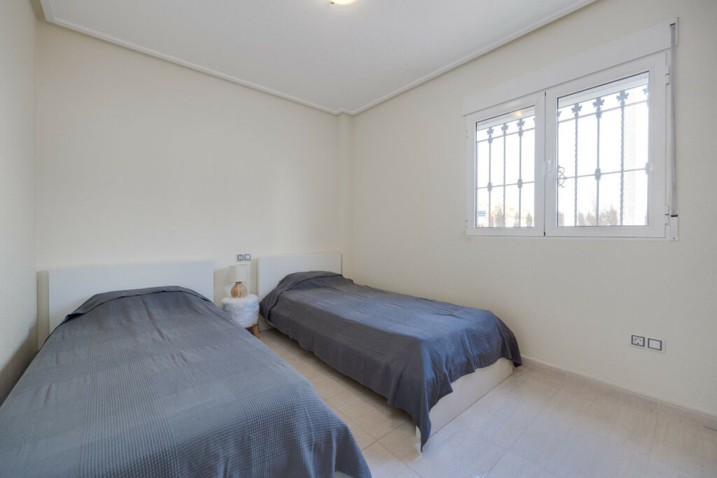 Townhouse Los Dolses Alicante - image 25