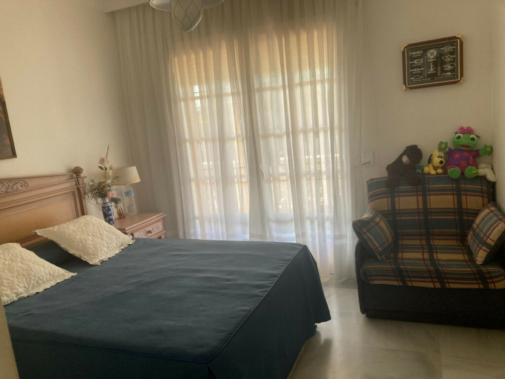 Detached Villa Selwo Málaga - image 23