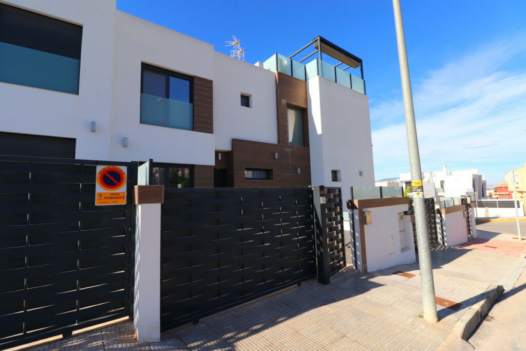 Townhouse Benijofar Alicante - image 26