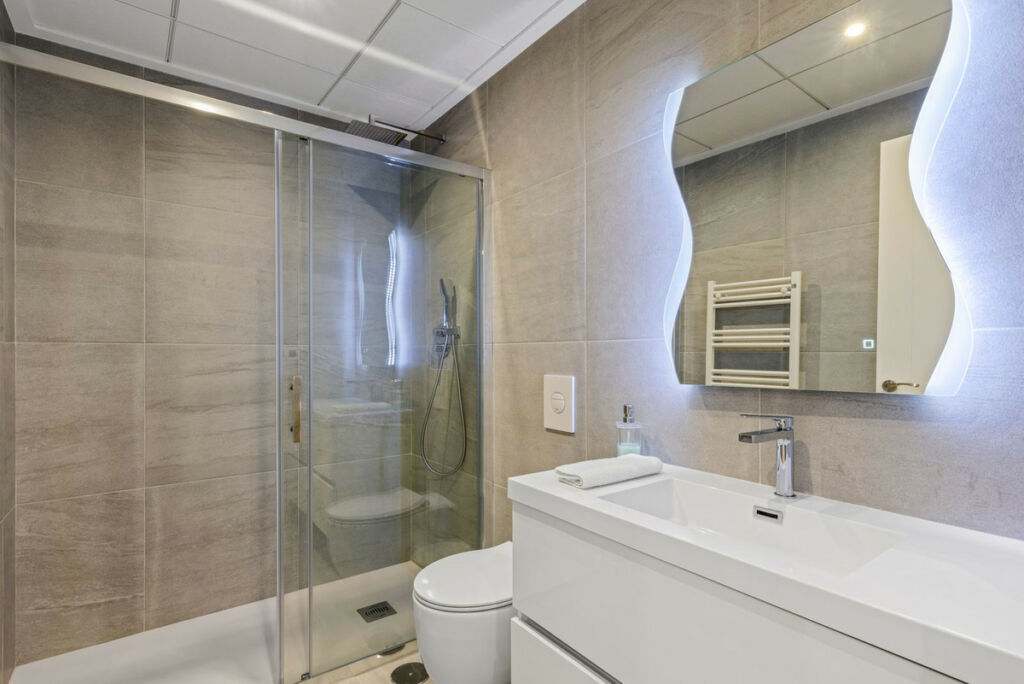 Detached Villa San Miguel de Salinas Alicante - image 25