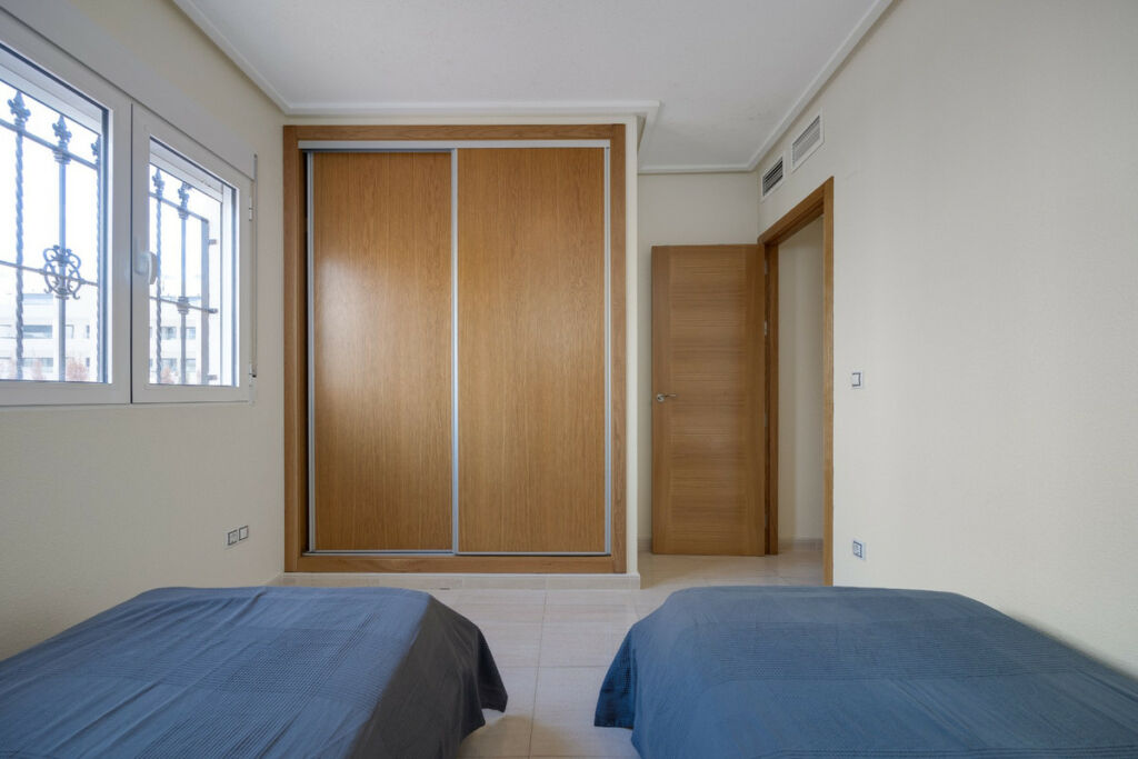 Townhouse Los Dolses Alicante - image 27