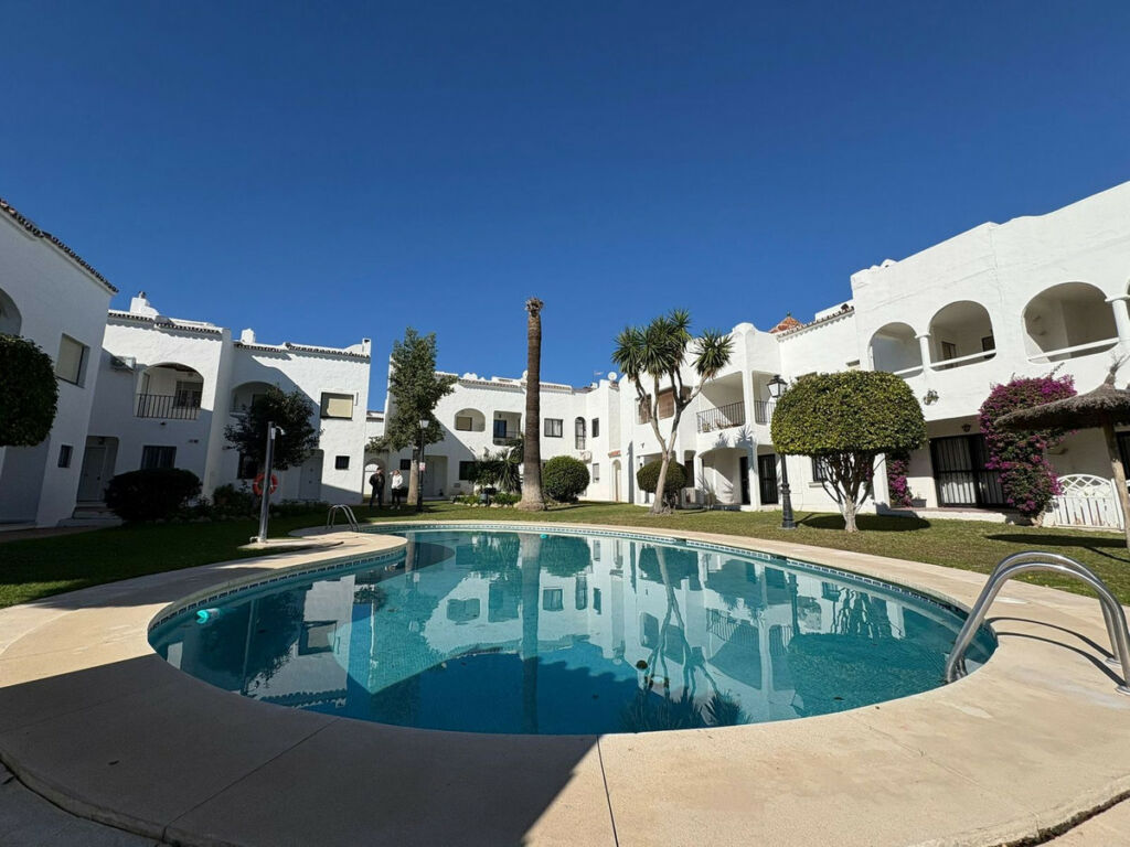 Semi-Detached House Bel Air Málaga - image 27
