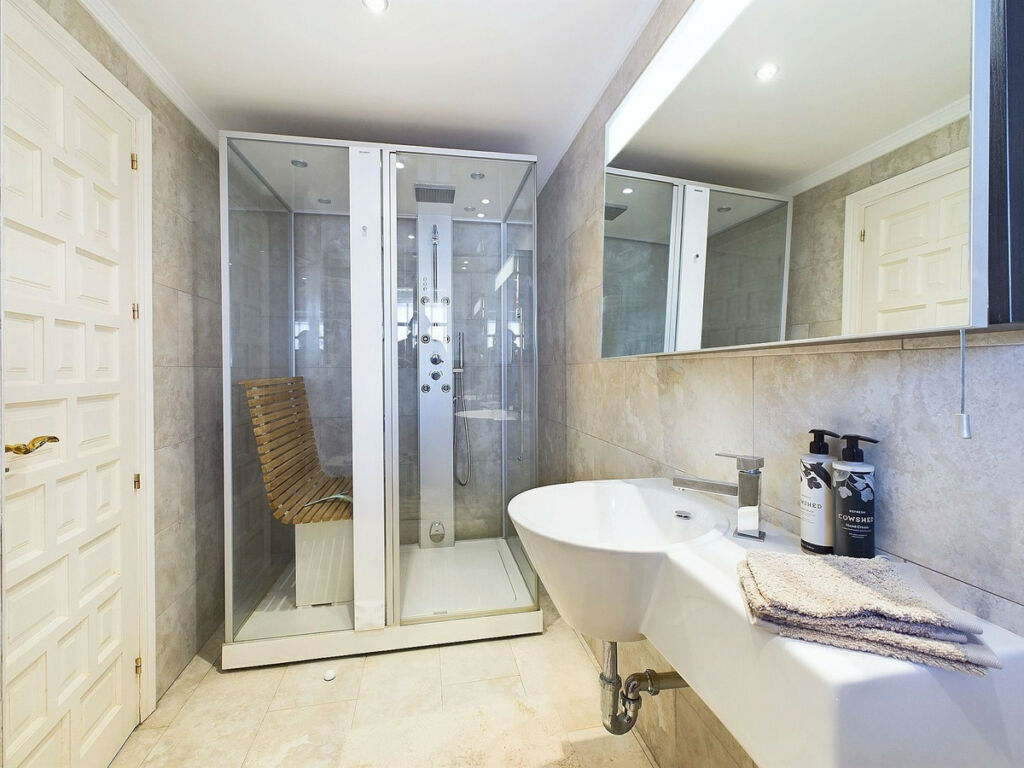 Detached Villa La Heredia Málaga - image 29