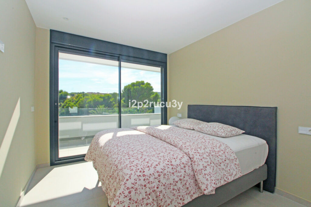 Detached Villa Moraira Alicante - image 27