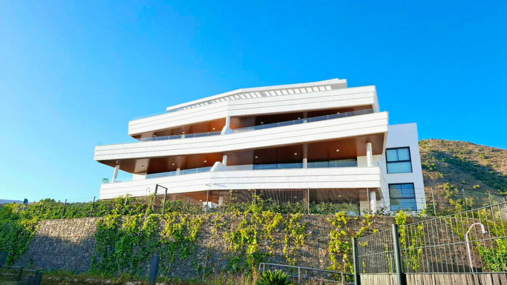 Middle Floor Apartment Fuengirola Málaga - image 27