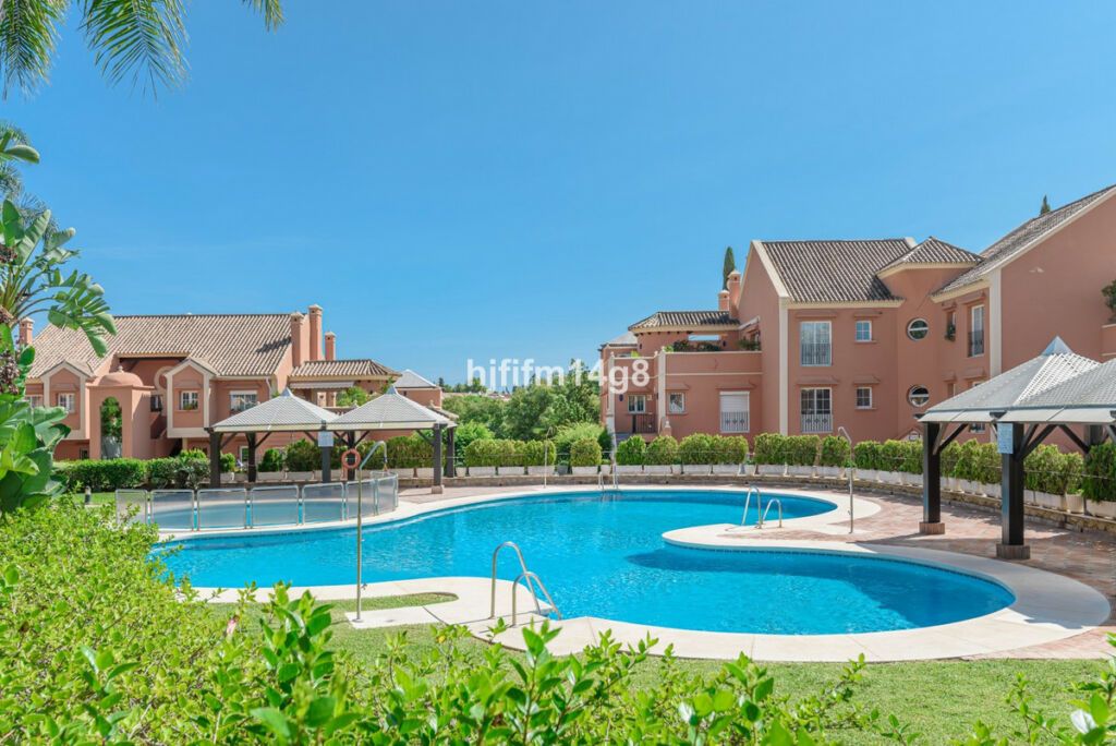 Penthouse Duplex Nueva Andalucía Málaga - image 27