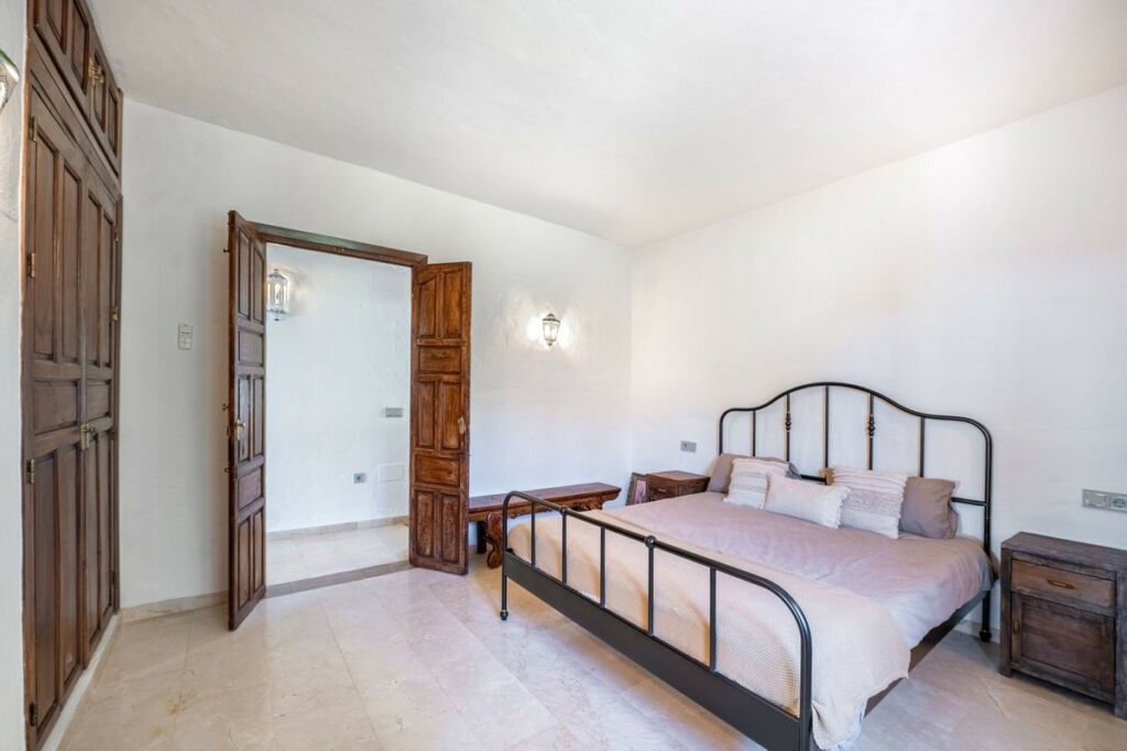 Detached Villa Valtocado Málaga - image 27
